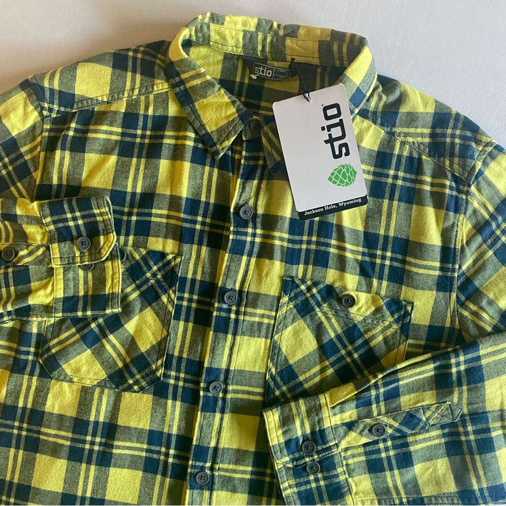Stio Miter Lightweight Flannel Shirt Mens Large Lightning Bug Plaid Yellow Blue